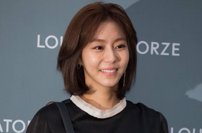 Kasihan, Uee Makin Kurus Malah Dibilang Menua dan Sakit-Sakitan