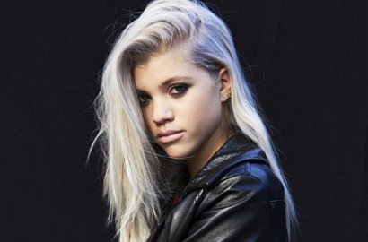 Usai Kencan Ultah dengan Justin Bieber, Sofia Richie Kepergok Duduk di Pangkuan Pria Lain