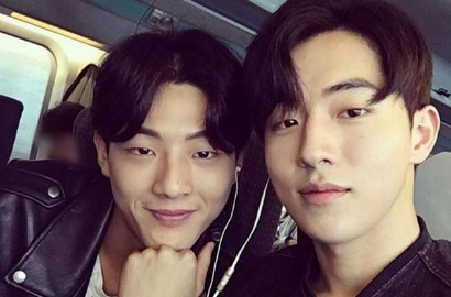 Selfie Bak Kembar di Jumpa Pers 'Scarlet Heart', Unyu Ji Soo atau Nam Joo Hyuk?