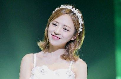 Dirawat di Rumah Sakit, JinE Oh My Girl Vakum Sementara
