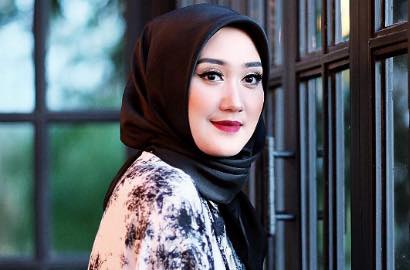 Sudah Sidang Perdana, Dian Pelangi Masih Bisa Rujuk dengan Suami?