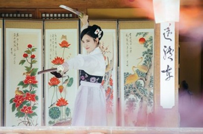 Cantik dan Tangguh, Foto Seohyun Jadi Gisaeng di 'Scarlet Heart' Ini Tuai Pujian