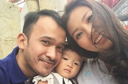 Ruben Onsu Beri Sarwendah Hadiah Ultah Pakai Kantong Plastik, Apa Isinya?