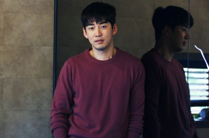 Ciuman Panas di 'Good Wife', Yoon Kye Sang Ungkap Reaksi Honey Lee