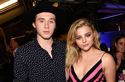 Terlihat Makin Mesra, Brooklyn Beckham-Chloe Moretz Justru Sudah Putus?