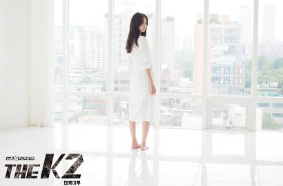 Cantiknya Bak Putri Tidur, Yoona SNSD Sendu di Foto Teaser 'K2'