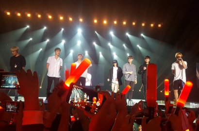 Panaskan Jakarta, Begini Aksi Bobby cs yang Bikin Histeris di Konser iKON