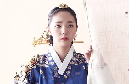 Perdana Muncul, Intip Wajah Cantik Nan Mempesona Chae Soo Bin di 'Moonlight'