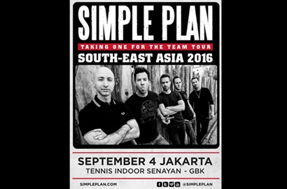 Pamer Berbahasa Indonesia, Simple Plan Hipnotis Fans di Konser Jakarta