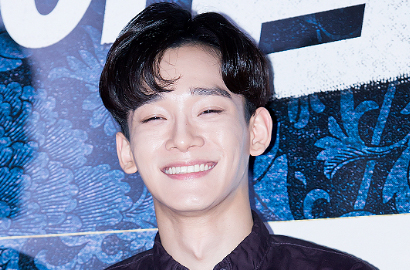 Hadiri Pernikahan Teman SMA, Chen EXO Malah Jadi Babysitter Dadakan