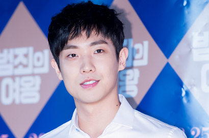 Pakai Jas Kece, Lee Joon Super Ganteng di 'Woman With a Suitcase'