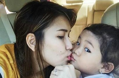 Ayu Ting Ting 'Bentak' Anak Sampai Nangis, Netter: Sedih Lihat Bilqis Gak Bahagia
