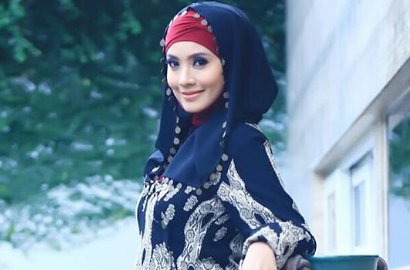 Anak Terlantar Gara-Gara Sibuk di Padepokan, Elma Theana: Saya Tega Banget