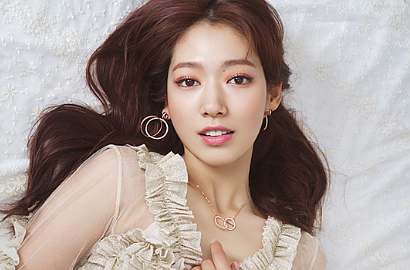 Intip Foto-Foto Liburan Seru Park Shin Hye di Amerika
