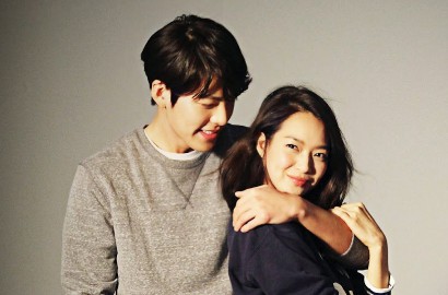 Jadi Pacar Kim Woo Bin, Shin Min Ah Tak Tonton 'Uncontrollably Fond'?