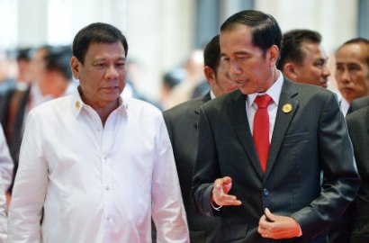 Kunjungi Indonesia, Jokowi Bakal Ajak Duterte 'Blusukan' ke Tanah Abang