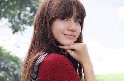 Cassandra Lee Pamer Syuting Jadi Cewek Berhijab, Sinetron Baru?