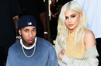 Pamer Cincin Lagi Dari Tyga, Kylie Jenner Akhirnya Bongkar Hal Ini