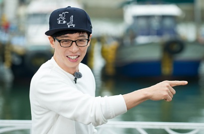 Berangkat ke Bangkok untuk Konser EXO, Yoo Jae Seok Kocak Lari Bareng Fans