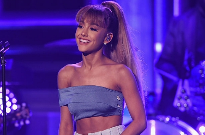 Tanpa Nicki Minaj, Ariana Grande Pamer Nge-Rap Bawakan 'Side to Side'