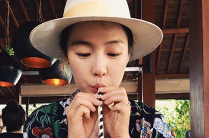 Wow, Intip Cantiknya Kahi Eks After School Pamer Foto Hamil di Pantai Bali