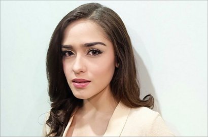 Jelang Kelahiran Anak Pertama, Yasmine Wildblood Gelar Baby Shower Meriah