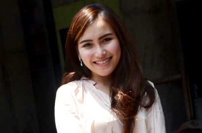 Rayakan Idul Adha, Ayu Ting Ting Sumbang Tiga Sapi