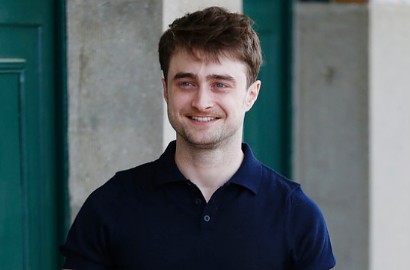 Bintangi 'Jungle', Daniel Radcliffe Ingin Main di 'Harry Potter and the Cursed Child'?