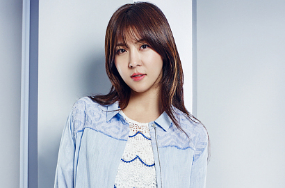 Jadi Model Iklan Perhiasan, Ha Ji Won Makin Bersinar