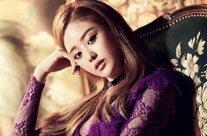 Rilis Teaser Video, Song Ji Eun Secret Jadi Barbie Hidup di 'Bobby Doll'