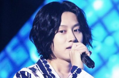 Usai Potong Rambut, Kegantengan Heechul SuJu Bikin Meleleh