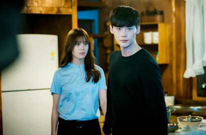 Lee Jong Suk Malah Berharap 'W' Sad Ending, Kok Bisa?