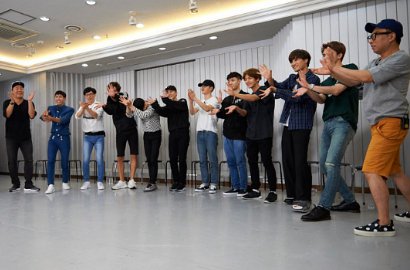 EXO Latihan Dance Bareng Yoo Jae Suk di 'Infinity Challenge', Kok Ada Kyuhyun?