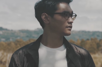 Bijak, Afgan Ajak Fans Untuk Terus Bersemangat Lewat Klip Terbaru 'Sides'