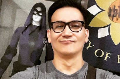 Awas Histeris, Marcelino Lefrandt Seksi Pamer Perut Six Pack di Foto Ini