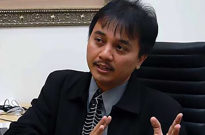 Ribut dan Tunjuk Hakim, Roy Suryo Dikeluarkan dari Ruang Sidang Jessica