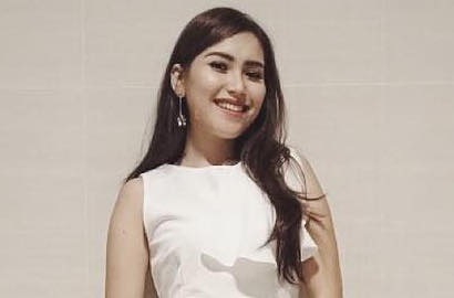 Abaikan Isu Selingkuh dengan Raffi, Ayu Ting Ting Pamer Video Goyangan 'Hot'