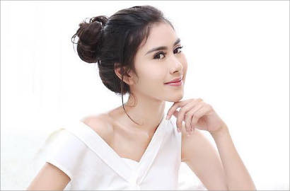 Syahnaz Pamer Dipeluk Jin Goo di 'Dahsyat', Netter: Menang Banyak