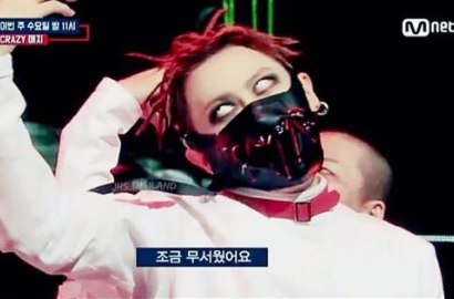 Dandan Ala Zombie, Hyunseung Sukses Bikin Penonton Histeris di 'Hit The Stage'