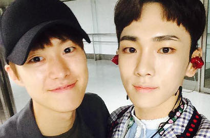 Bikin Gemas, Key Cemberut Bareng Gong Myung Saat Syuting 'Drinking Solo'