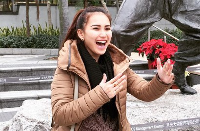 Pakai Kaos Transparan, Bra Hijau Ayu Ting Ting Jadi Bahan Sindiran