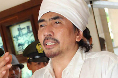 Tak Hanya Tuhan dan Malaikat, Gatot Brajamusti Juga Mengaku Sebagai Nabi