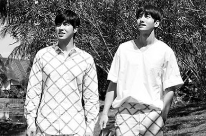 Kangen TVXQ? Obati Dengan Photobook Liburan 'HELiOPHiLiA' Ini