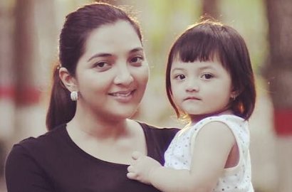 Potong Anggur Hingga Cabai, Intip Lucu dan Hebohnya Putri Ashanty 'Masak'