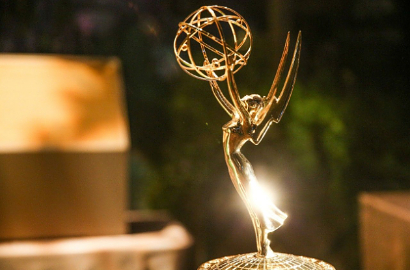 Dihadiri Kristen Bell cs, Ini Gaun Terbaik-Terburuk di Emmy Awards 2016
