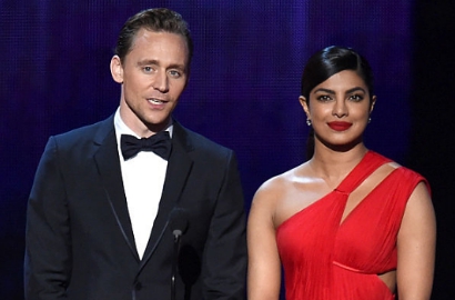 Pesta Bareng Usai Acara Emmy, Tom Hiddleston-Priyanka Chopra Ketahuan Saling Goda