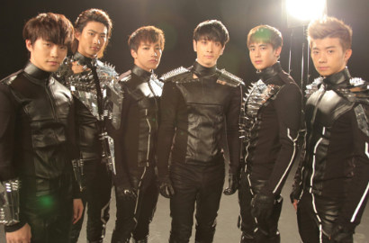 2PM Disulap Jadi Karakter Lucu di Cafe Jepang