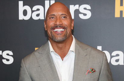 Dwayne Johnson Bocorkan Foto Kevin Hart Cs di Lokasi Syuting 'Jumanji'