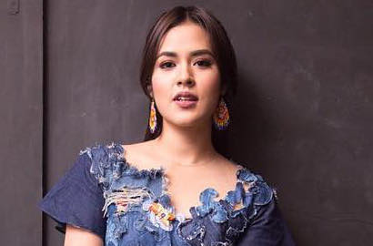 Pamer Pose Yoga 'Melayang', Raisa Malah Ditanya Soal Isu Putus dengan Keenan