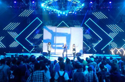 Meriah, JKT48-Inul Daratista Buka Konser Nominasi AMI Awards 2016